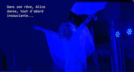 Photo wiki 3 Alice danse.jpg