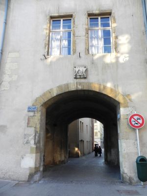 Porte 1539.JPG