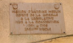 Plaque maison d'Antoine Merlin-7613.jpg